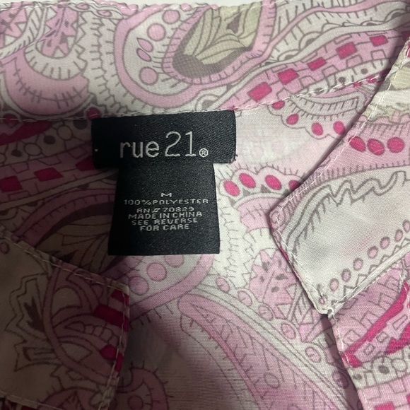 Rue21 Paisley Blouse - Picture 2 of 7